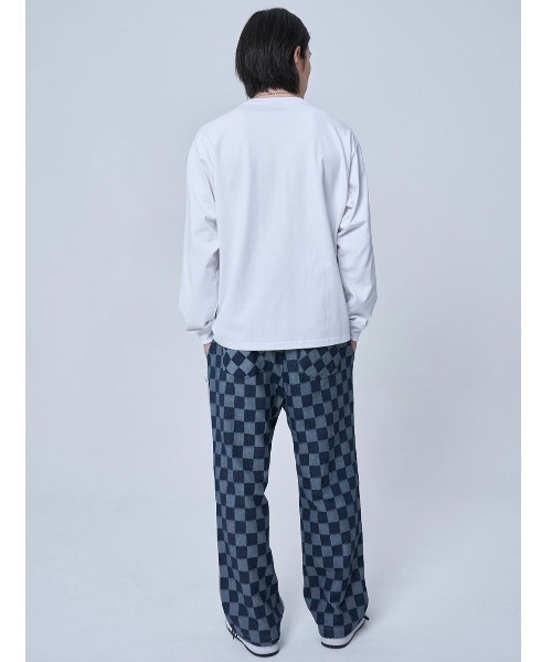 OY(オーワイ)の「【OY/オーワイ】VINE MELTING LOGO LONG SLEEVE/ロゴロンT 長袖Tシャツ プリントロンTシャツ(Tシャツ/カットソー・メンズ・ブラック/ホワイト・01/02)」の11枚目の写真