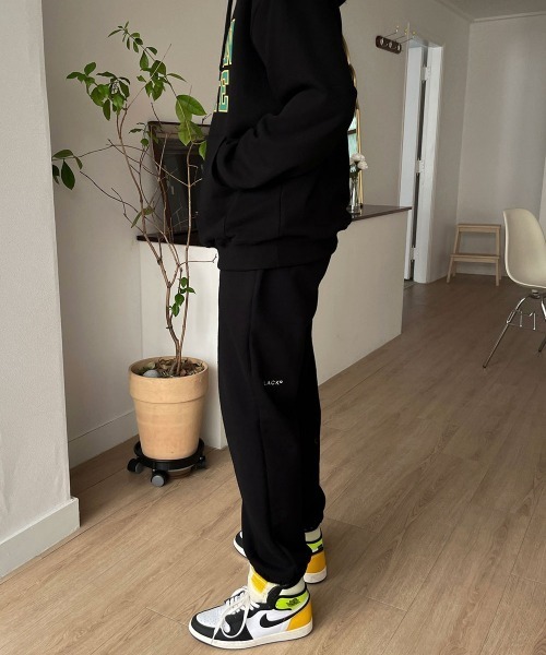 ASCLO(エジュクロ)の「ASCLO Eddy Color Heavy Jogger Pants(スウェットパンツ・メンズ・ホワイト/ブラック/グレー・FREE)」の11枚目の写真