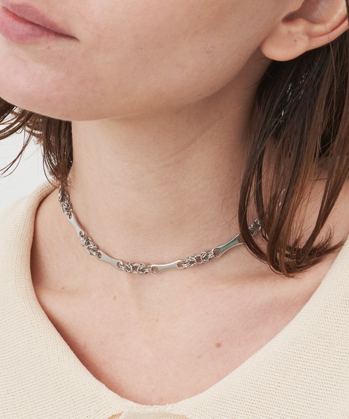 AIVER（アイバー）の「AIVER　ボーンチョーカーネックレス（ネックレス・メンズ・シルバー・FREE）」の7枚目の写真