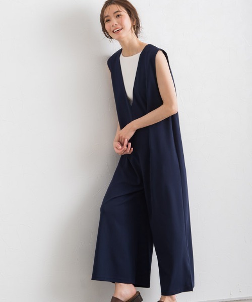 Pierrot（ピエロ）の「ペアスキンVネックオールインワン（サロペット/オーバーオール・レディース・ブラック/カーキ/ネイビー・M/L）」の13枚目の写真