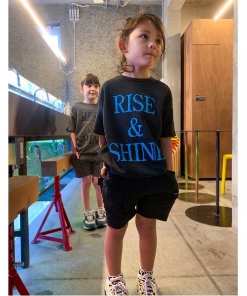 GROOVY COLORS（グルービーカラーズ）の「DRY-Xワッフル R&S バルーン 半袖 Tシャツ（Tシャツ/カットソー・キッズ・ブラック/カーキ・130/140）」の5枚目の写真