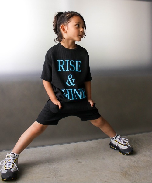 GROOVY COLORS（グルービーカラーズ）の「DRY-Xワッフル R&S バルーン 半袖 Tシャツ（Tシャツ/カットソー・キッズ・ブラック/カーキ・130/140）」の4枚目の写真