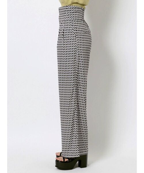 EMODA（エモダ）の「スーパーハイウエストワイドパンツ（その他パンツ・レディース・ブラック/ブルー/その他・SMALL/MEDIUM）」の21枚目の写真