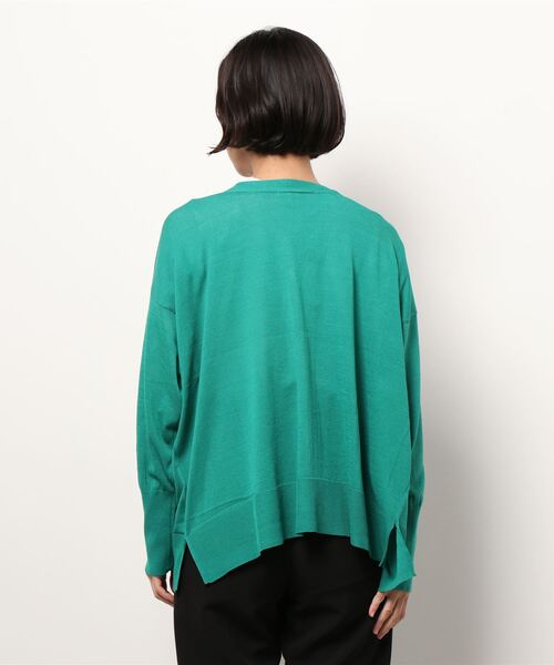 Lugnoncure(ルノンキュール)の「シアーVネックニットカーディガン(カーディガン/ボレロ・レディース・ブラック/オレンジ/グリーン・フリ-)」の11枚目の写真