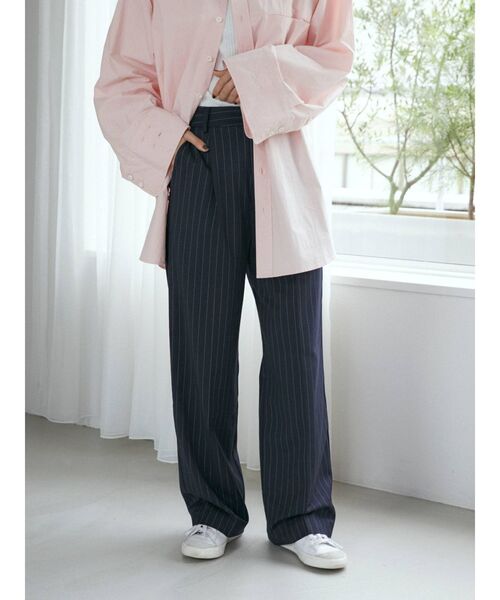 Ungrid（アングリッド）の「センタープレスルーズパンツ（スラックス・レディース・チャコールグレー/ベージュ/その他1・SMALL/MEDIUM）」の15枚目の写真