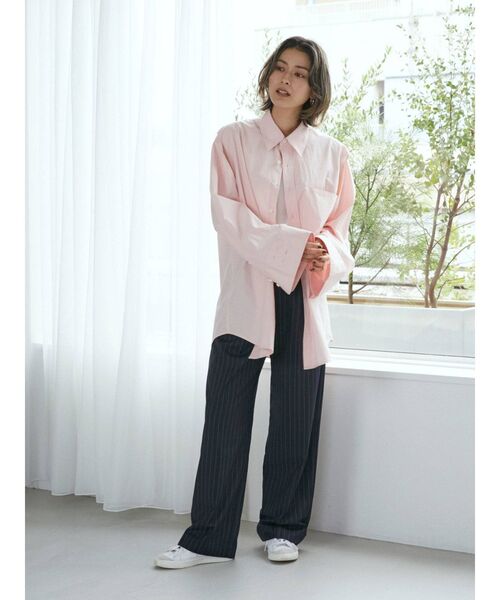 Ungrid（アングリッド）の「センタープレスルーズパンツ（スラックス・レディース・チャコールグレー/ベージュ/その他1・SMALL/MEDIUM）」の4枚目の写真