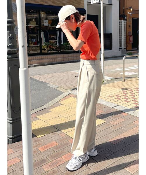 Ungrid（アングリッド）の「センタープレスルーズパンツ（スラックス・レディース・チャコールグレー/ベージュ/その他1・SMALL/MEDIUM）」の7枚目の写真