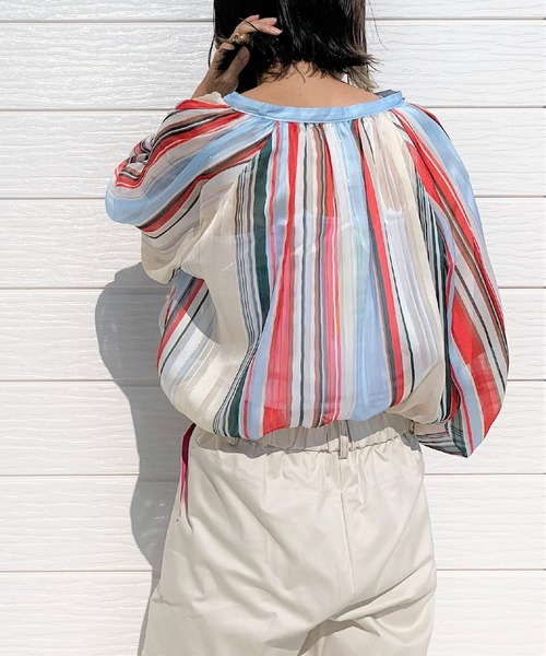 Q（キュー）の「ラメストライプエアシャイン（シャツ/ブラウス・レディース・ブルー系その他/レッド系その他・MEDIUM）」の10枚目の写真