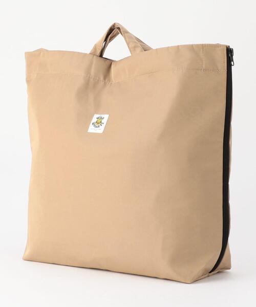 coen（コーエン）の「WILD WALLETS(ワイルドウォレット)別注サイドジップトートバッグ（ショルダーバッグ・メンズ・ブラック/ベージュ・FREE）」の11枚目の写真