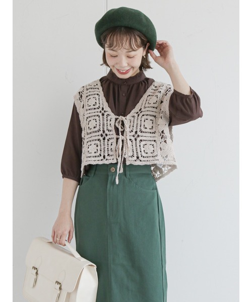 ehka sopo（エヘカソポ）の「モチーフレースベスト（ベスト・レディース・ブラック/オレンジ/キナリ/グリーン・ﾌﾘ-）」の2枚目の写真