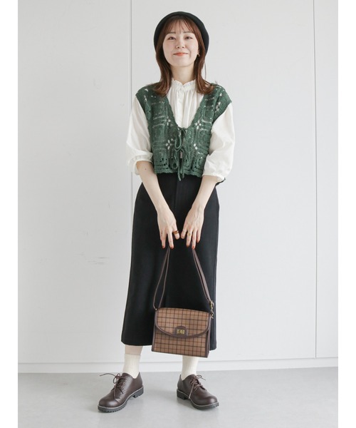 ehka sopo（エヘカソポ）の「モチーフレースベスト（ベスト・レディース・ブラック/オレンジ/キナリ/グリーン・ﾌﾘ-）」の6枚目の写真
