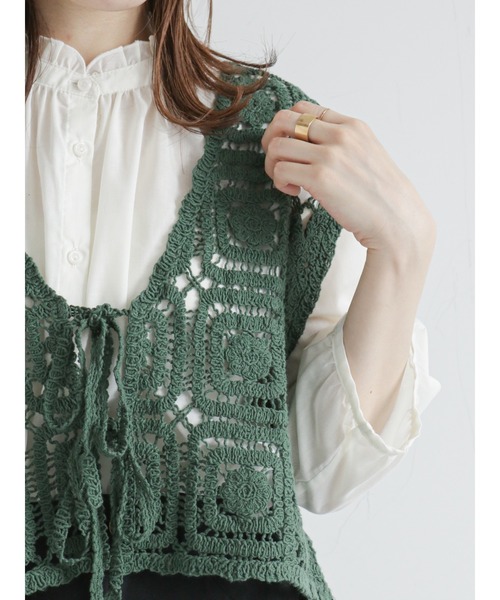 ehka sopo（エヘカソポ）の「モチーフレースベスト（ベスト・レディース・ブラック/オレンジ/キナリ/グリーン・ﾌﾘ-）」の12枚目の写真