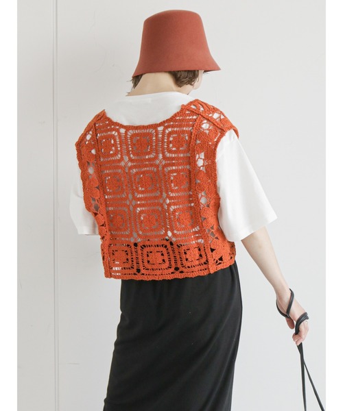 ehka sopo（エヘカソポ）の「モチーフレースベスト（ベスト・レディース・ブラック/オレンジ/キナリ/グリーン・ﾌﾘ-）」の17枚目の写真