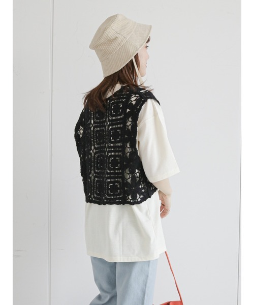 ehka sopo（エヘカソポ）の「モチーフレースベスト（ベスト・レディース・ブラック/オレンジ/キナリ/グリーン・ﾌﾘ-）」の22枚目の写真