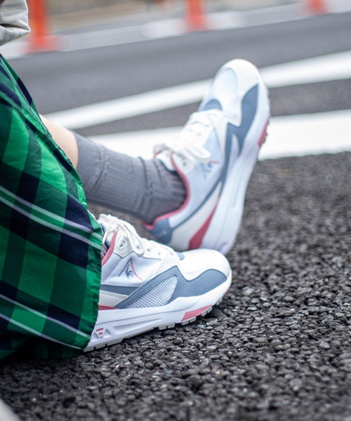 le coq sportif(ルコックスポルティフ)の「LCS R 800 Z1 /新カラー メンズ レディース ユニセックス シューズ スニーカー 靴 ライフスタイル ムーブウェア スポーツウェア(スニーカー・メンズ・ブルー系その他4・23.0cm/25.0cm/25.5cm/24.5cm/22.5cm/23.5cm/24.0cm/26.0cm/26.5cm/27.0cm)」の5枚目の写真