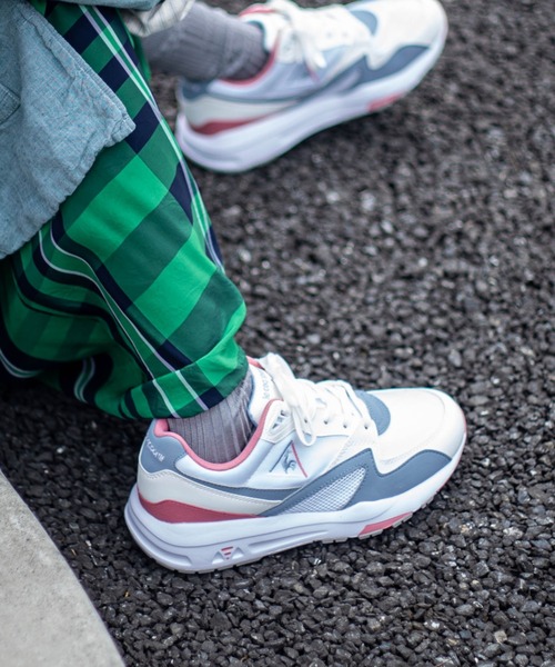 le coq sportif(ルコックスポルティフ)の「LCS R 800 Z1 /新カラー メンズ レディース ユニセックス シューズ スニーカー 靴 ライフスタイル ムーブウェア スポーツウェア(スニーカー・メンズ・ブルー系その他4・23.0cm/25.0cm/25.5cm/24.5cm/22.5cm/23.5cm/24.0cm/26.0cm/26.5cm/27.0cm)」の4枚目の写真