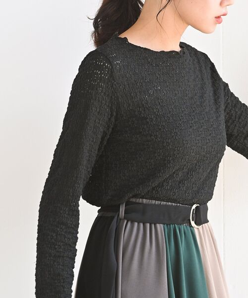 rps（アールピーエス）の「ぽこぽこフラワーレースカットソー（Tシャツ/カットソー・レディース・オフホワイト/アイボリー/ブラック/ブラック系その他2/サックスブルー・フリー）」の4枚目の写真