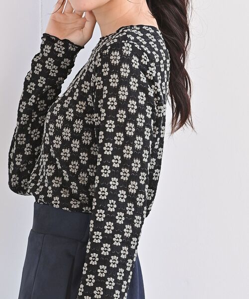 rps（アールピーエス）の「ぽこぽこフラワーレースカットソー（Tシャツ/カットソー・レディース・オフホワイト/アイボリー/ブラック/ブラック系その他2/サックスブルー・フリー）」の11枚目の写真