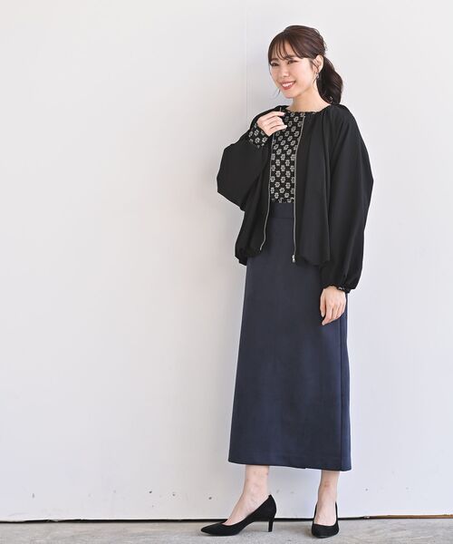 rps（アールピーエス）の「ぽこぽこフラワーレースカットソー（Tシャツ/カットソー・レディース・オフホワイト/アイボリー/ブラック/ブラック系その他2/サックスブルー・フリー）」の8枚目の写真