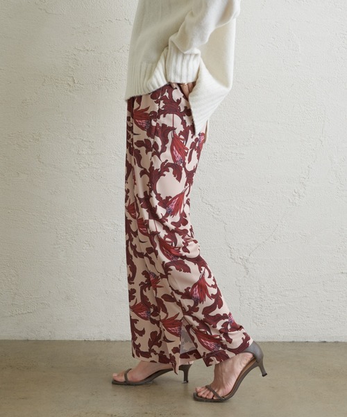 COLLAGE GALLARDAGALANTE（コラージュガリャルダガランテ）の「【OT】フラワー柄イージーパンツ（その他パンツ・レディース・レッド/ブルー・FREE）」の11枚目の写真