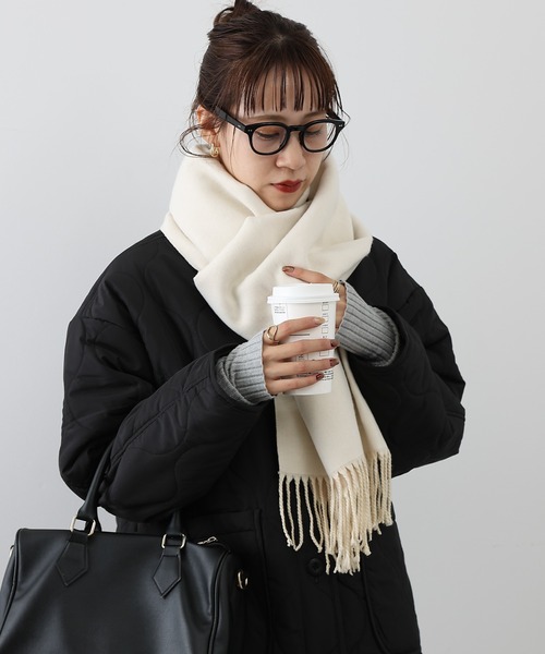 COLONY 2139（コロニートゥーワンスリーナイン）の「カシミアタッチストール（ストール/ショール・メンズ・オフホワイト/ブラック/ライトグレー/キャメル・FREE）」の8枚目の写真