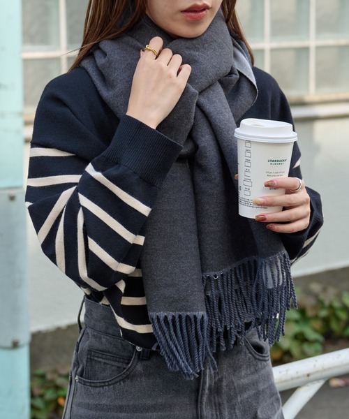 COLONY 2139（コロニートゥーワンスリーナイン）の「カシミアタッチストール（ストール/ショール・メンズ・オフホワイト/ブラック/ライトグレー/キャメル・FREE）」の22枚目の写真