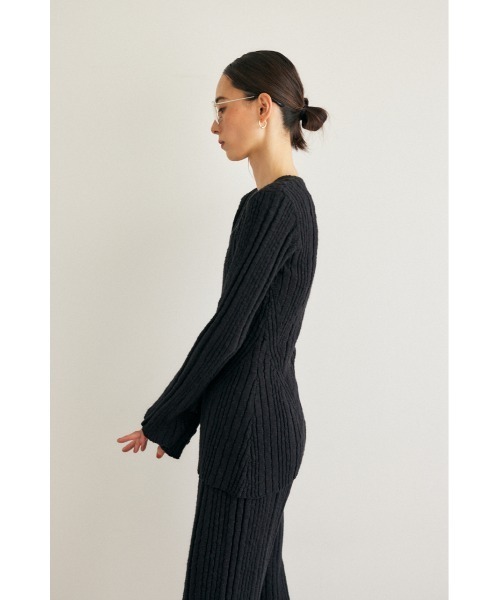 M_（エムアンダーバー）の「【M_】FLARE SLEEVE ニット（ニット/セーター・レディース・グレー/ブラック/ベージュ・FREE）」の11枚目の写真