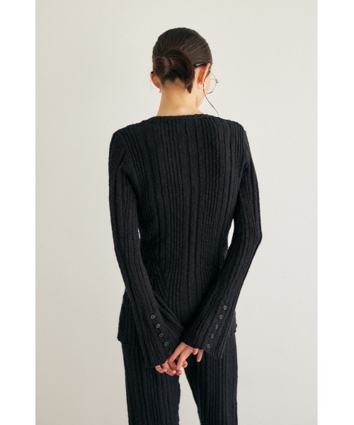 M_（エムアンダーバー）の「【M_】FLARE SLEEVE ニット（ニット/セーター・レディース・グレー/ブラック/ベージュ・FREE）」の14枚目の写真