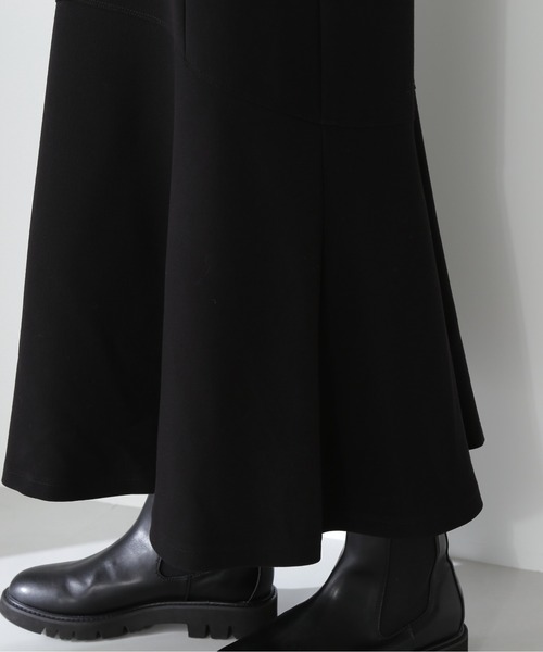 NATURAL BEAUTY BASIC（ナチュラルビューティーベーシック）の「マーメイドジャンスカ（ジャンパースカート・レディース・ブラック/ダークグリーン/ブラウン・SMALL/MEDIUM）」の13枚目の写真