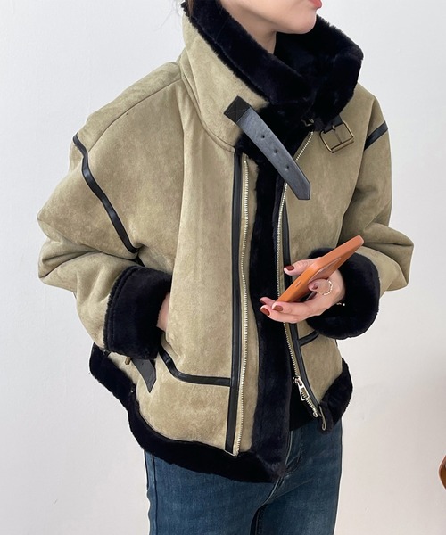 aimoha（アイモハ）の「ダブルカラー　ムートンジャケット（ムートンコート・レディース・オフホワイト/グリーン/グレー/ベージュ・LARGE/MEDIUM）」の10枚目の写真