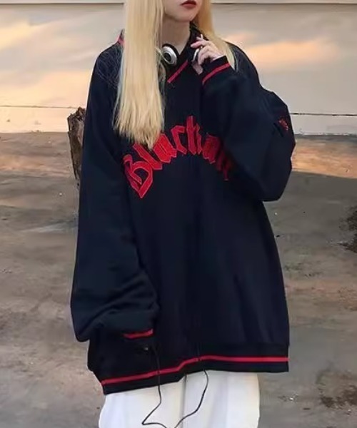 Vipoa(ヴィポア)の「ユニフォーム風オーバーサイズVネックスウェット(Tシャツ/カットソー・レディース・ブラック/ネイビー・FREE)」の14枚目の写真