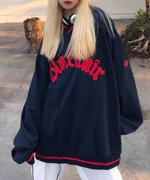 Vipoa(ヴィポア)の「ユニフォーム風オーバーサイズVネックスウェット(Tシャツ/カットソー・レディース・ブラック/ネイビー・FREE)」の20枚目の写真