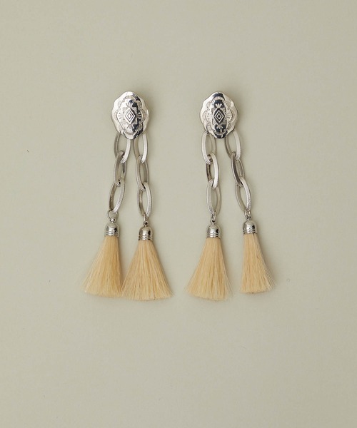 TOGA（トーガ）の「【TOGA PULLA(トーガプルラ)】チェーンフリンジイヤリング（イヤリング・レディース・ホワイト/ブラック・FREE）」の13枚目の写真