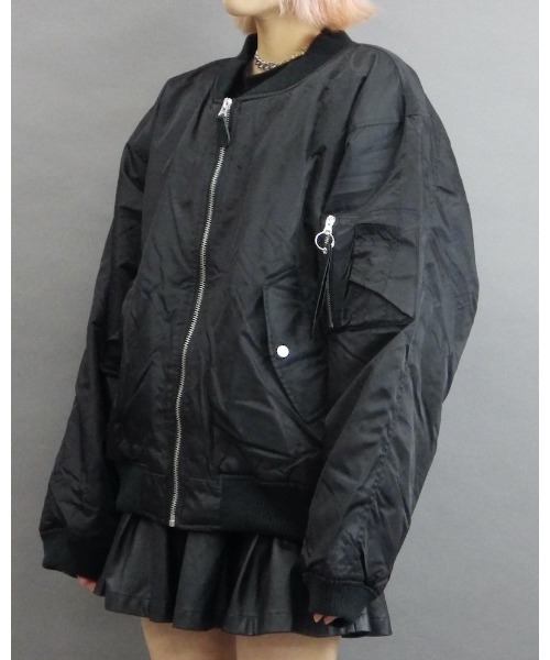 VIBGYOR（ヴィブジョー）の「【Re:one】Candy MA-1(MA)（MA-1・メンズ・ブラック/サックスブルー・FREE）」の8枚目の写真