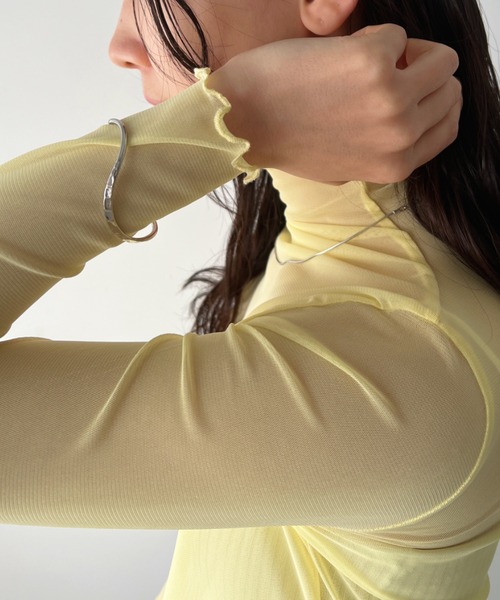 iso（イソ）の「カーブラインメタルバングル（バングル/リストバンド・レディース・ゴールド/シルバー・FREE）」の6枚目の写真