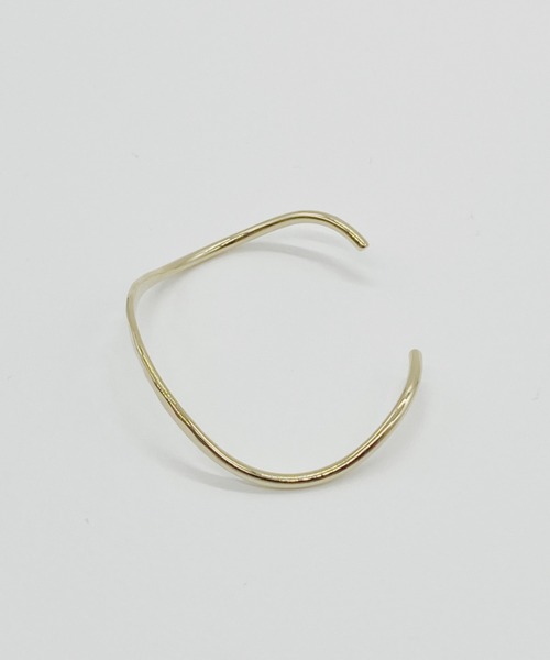 iso（イソ）の「カーブラインメタルバングル（バングル/リストバンド・レディース・ゴールド/シルバー・FREE）」の14枚目の写真