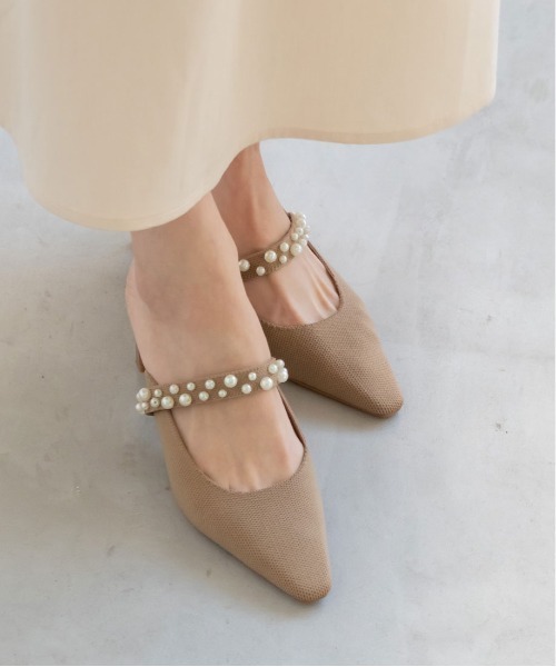 RANDA（ランダ）の「【SUSTAINABLE】パールミュールパンプス（パンプス・レディース・グレイッシュベージュ/ブラック/ブルー・S/M/L/LL）」の13枚目の写真