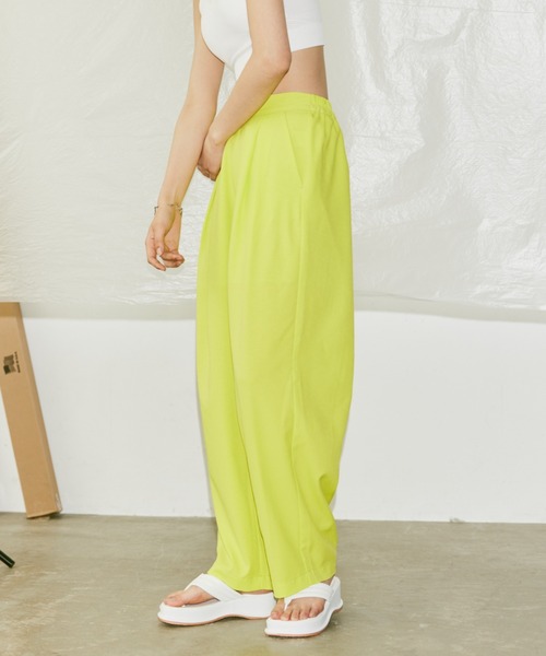 Happy John（ハッピージョン）の「cocoon easy pants/コクーンイージーパンツ（その他パンツ・レディース・レッド/イエロー/ブルー・SMALL/MEDIUM）」の12枚目の写真