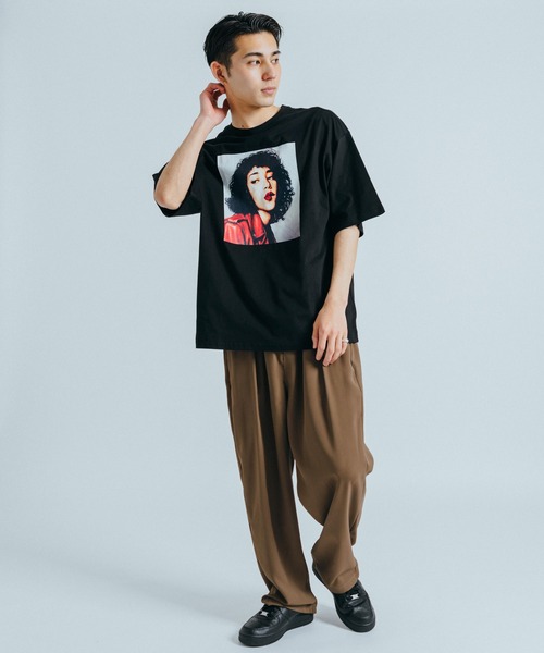 Ressaca(レサーカ)の「オーバーサイズ フォトプリント クルーネック半袖Tシャツ(Tシャツ/カットソー・メンズ・ブラック/ホワイト・L/M/XL)」の4枚目の写真