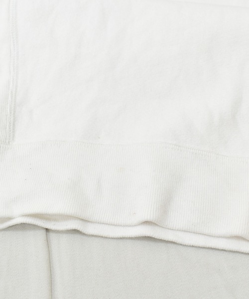 Champion(チャンピオン)の「【ヴィンテージ古着】Y2K Champion / チャンピオン リバースウィーブ 目無し クルーネックスウェット(スウェット・メンズ・ホワイト・LARGE)」の3枚目の写真