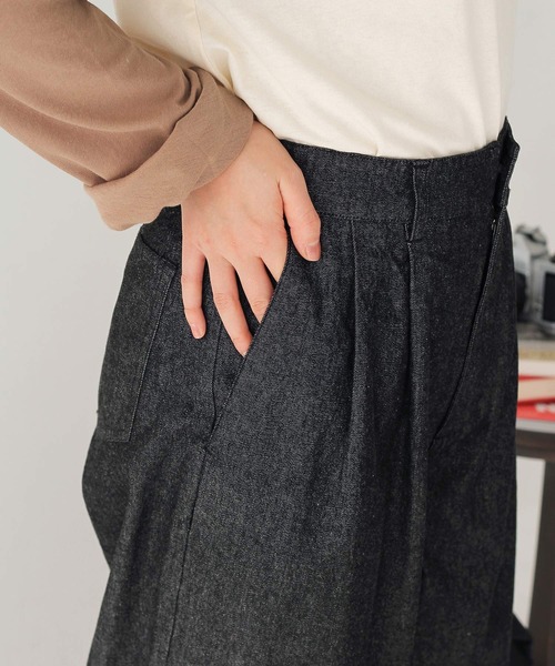 Crisp（クリスプ）の「ハイウエストワイドパンツ（デニムパンツ・レディース・ブラック/アイボリー・MEDIUM/SMALL）」の11枚目の写真