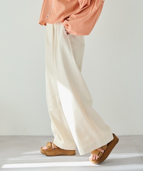 Crisp（クリスプ）の「ハイウエストワイドパンツ（デニムパンツ・レディース・ブラック/アイボリー・MEDIUM/SMALL）」の17枚目の写真