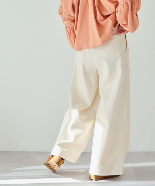 Crisp（クリスプ）の「ハイウエストワイドパンツ（デニムパンツ・レディース・ブラック/アイボリー・MEDIUM/SMALL）」の20枚目の写真