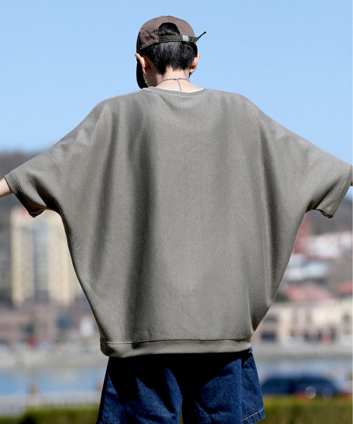 neos(ネオス)の「【neos -addictive design-】ビッグシルエット ミラノリブ ドルマン サマーニット セーター(ニット/セーター・メンズ・チャコールグレー/ブラック/グリーン/ホワイト/グレイッシュベージュ/ブルー/ワインレッド/ダークグレー/ブラウン・MEDIUM/LARGE)」の7枚目の写真