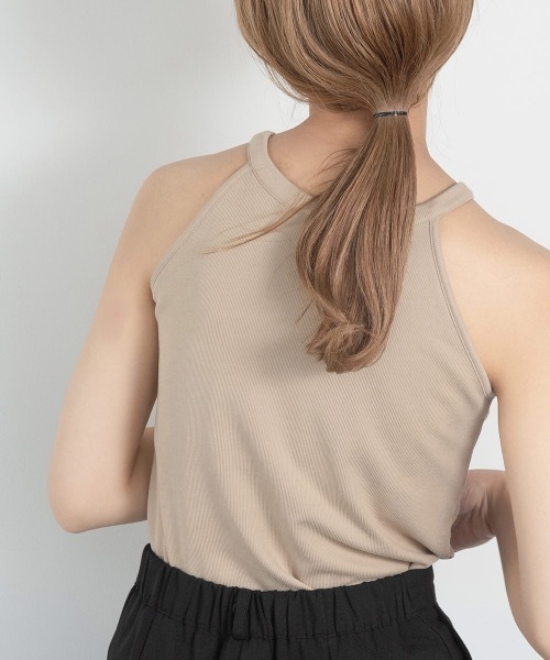 lawgy（ラウジー）の「halter neck camisole（キャミソール・レディース・ブラック/ベージュ/ホワイト・FREE）」の3枚目の写真