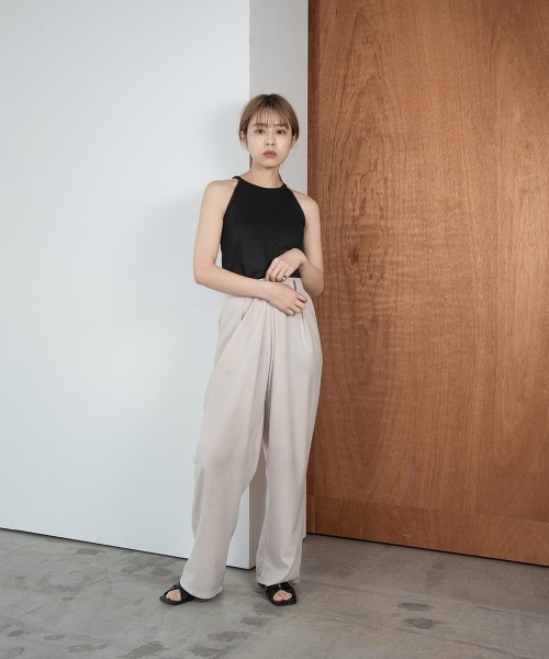 lawgy（ラウジー）の「halter neck camisole（キャミソール・レディース・ブラック/ベージュ/ホワイト・FREE）」の12枚目の写真