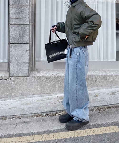 Holy in code デニムパンツ　b-boy HOLY IN CODE（ホーリーインコード）の「HOLY IN CODE snap wide