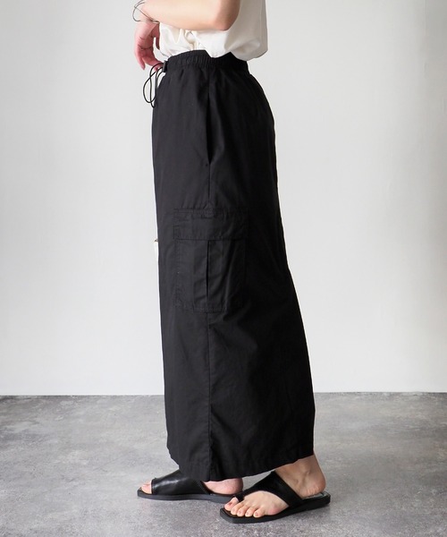 Riberry（リベリー）の「ウエストドロストカーゴタイトスカート（スカート・レディース・カーキ/オフホワイト/ブラック・MEDIUM）」の9枚目の写真
