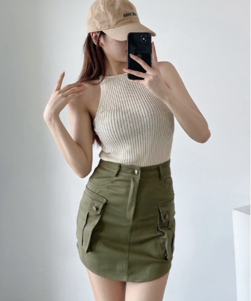 Silly（シリー）の「【万能着回しアイテム!大活躍♪】ストレッチカーゴ風ミニスカート（スカート・レディース・ブラック/グリーン/ブラウン/ベージュ・SMALL/MEDIUM/LARGE）」の16枚目の写真