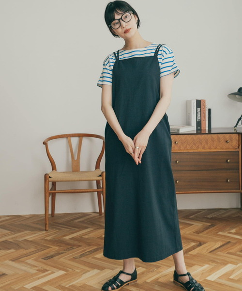 FORK&SPOON(フォークアンドスプーン)の「FORK&SPOON ストレートラインキャミソールワンピース(ワンピース・レディース・ネイビー/ベージュ・1/2)」の22枚目の写真